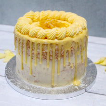 Load image into Gallery viewer, Lemon drip cake